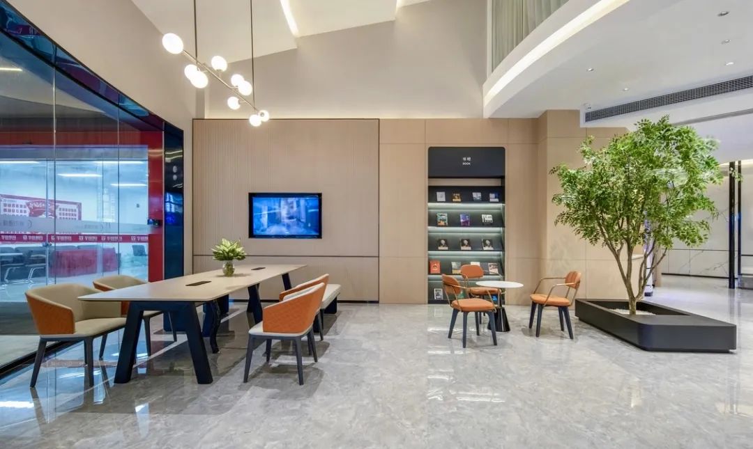 华住集团上半年归母净利润下降15% “万店”规模背后合规运营仍需提升